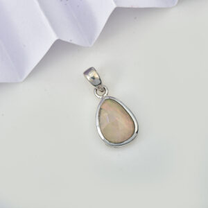 Opal, Pendant, sterling silver 925