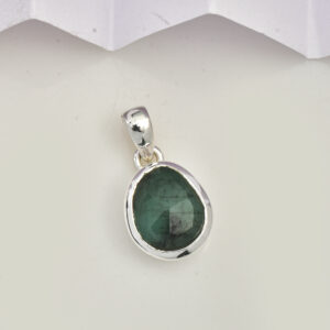 Emerald, Pendant, Sterling silver 925