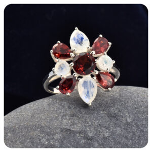 Garnet-moonstone, Ring, Sterling silver 925