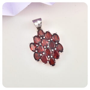 Garnet, Pendant, Sterling silver 925